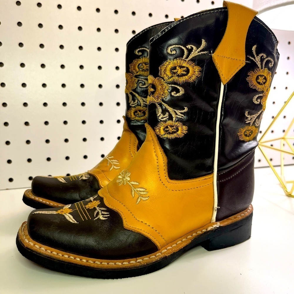 Girl's Embroidered Yellow and Brown Leather Western Cowboy/Cowgirl Boots